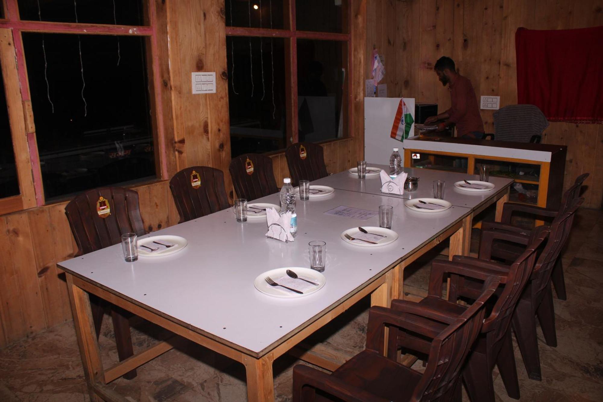 Hotel Mannat Sach Pass Tisa ภายนอก รูปภาพ